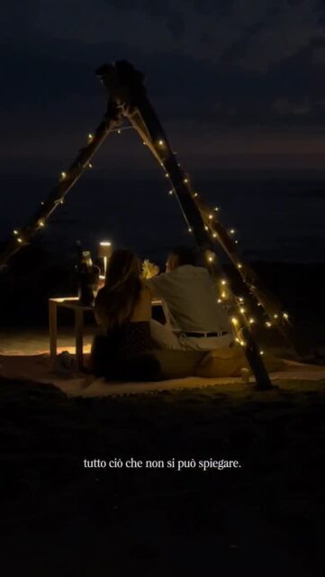 Silenzi che dicono tutto e un cielo che fa da coperta🌌
Prenota anche tu il tuo Pic nic in capanna e regalati tutto ciò che non si può spiegare.

#ceneromantiche #picnic #picnicinspiaggia #goldenhour #picnicromantico #couplegoals #dinnerdate #campaniadavivere #romantic #love #friends
